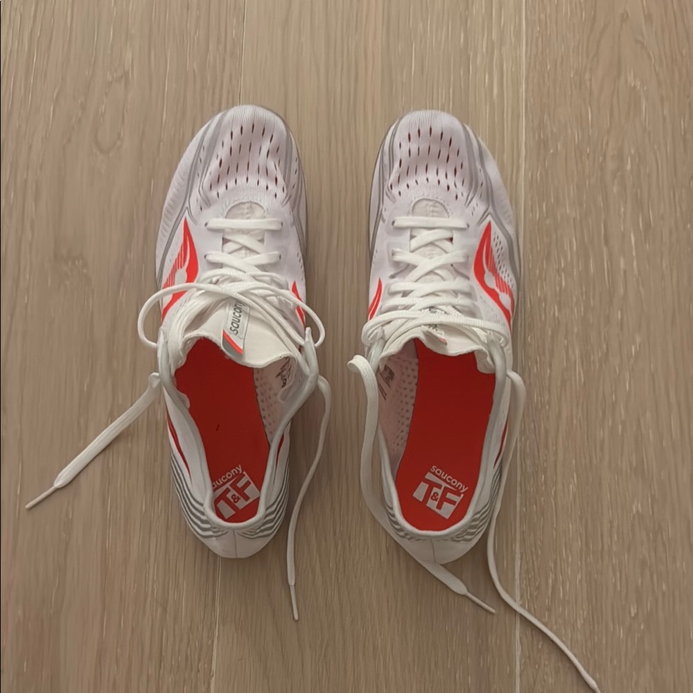Saucony Track Spikes like new